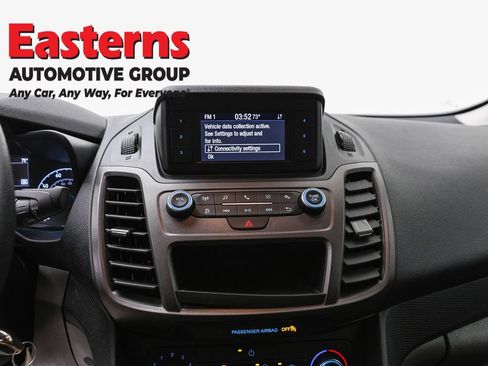 Used 2022 Ford Transit Connect XL FWD image 11