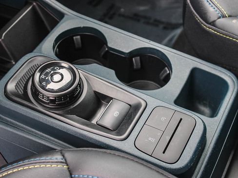 Used 2025 Ford Maverick Lobo image 20