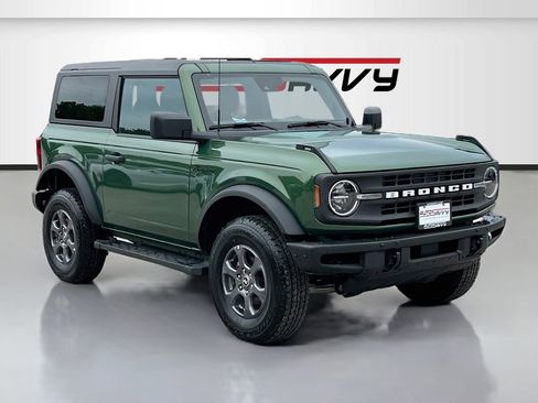 Used 2022 Ford Bronco Black Diamond AWD/4WD image 1