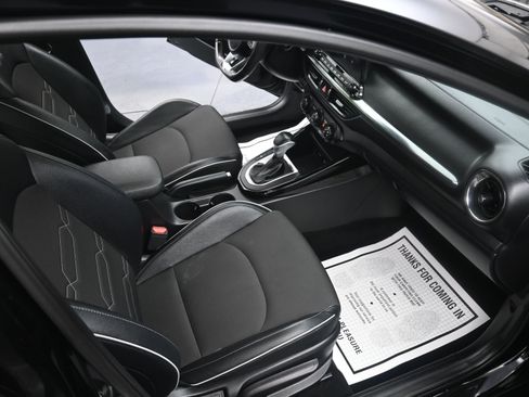 Used 2021 Kia Forte GT-Line image 37