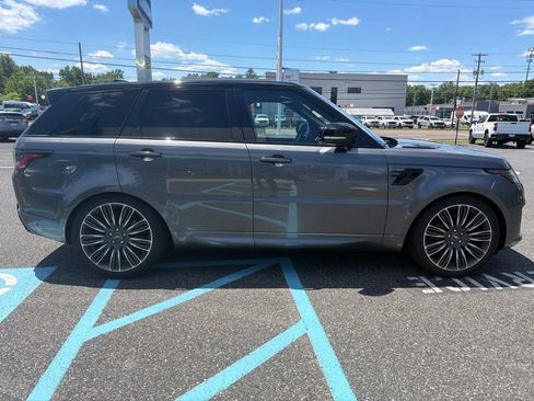 Used 2018 Land Rover Range Rover Sport HSE Dynamic AWD/4WD image 4