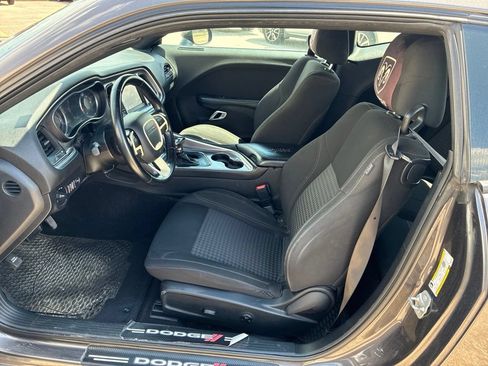 Used 2021 Dodge Challenger SXT RWD image 15