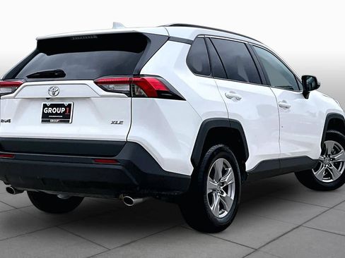 Used 2025 Toyota RAV4 XLE FWD image 13