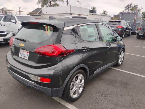 Used 2017 Chevrolet Bolt LT image 4