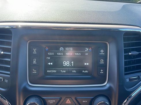 Used 2015 Jeep Grand Cherokee Laredo w/ Quick Order Package 23E RWD image 23