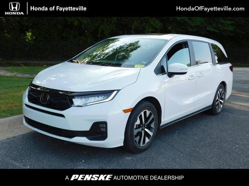 Certified 2025 Honda Odyssey EX-L image 1