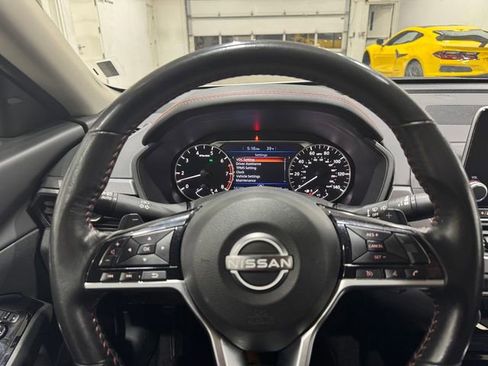 Used 2023 Nissan Altima 2.5 SR image 23