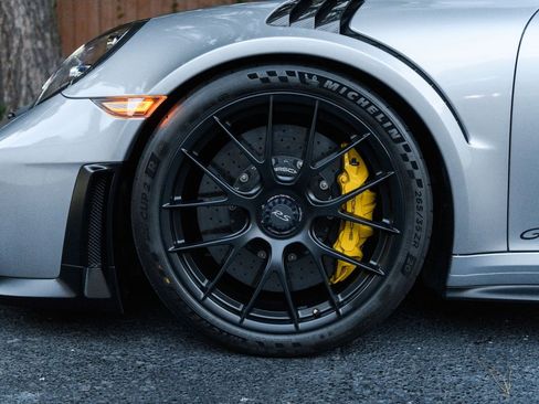 Used 2018 Porsche 911 GT2 RS image 11