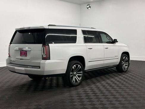 Used 2018 GMC Yukon XL Denali w/ Denali Ultimate Package AWD/4WD image 9