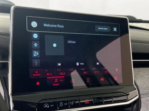 Used 2022 Jeep Compass Latitude image 14