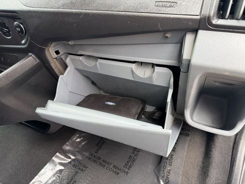 Used 2017 Ford Transit 350 XL image 29