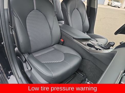 Used 2024 Toyota Camry SE image 15