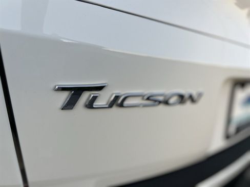 Used 2016 Hyundai Tucson SE w/ Option Group 02 FWD image 14