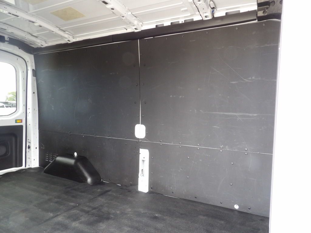 Used 2016 Ford Transit 250 148 Medium Roof RWD image 27