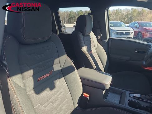 Used 2024 Nissan Frontier Pro-X w/ Technology Package image 22
