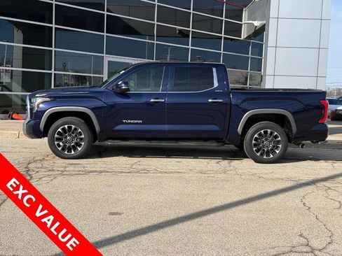 Used 2024 Toyota Tundra Limited AWD/4WD image 7