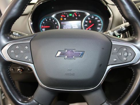 Used 2021 Chevrolet Traverse RS FWD image 35