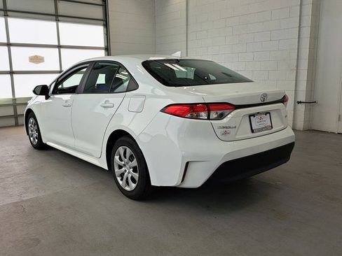 Used 2024 Toyota Corolla LE FWD image 7