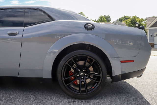 Used 2021 Dodge Challenger R/T Scat Pack RWD image 4