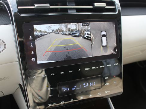 Used 2023 Hyundai Tucson Limited image 27