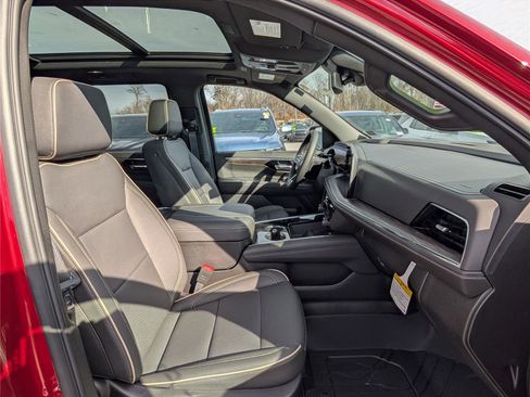 New 2025 Chevrolet Tahoe Premier w/ Sun And Tow Package image 7