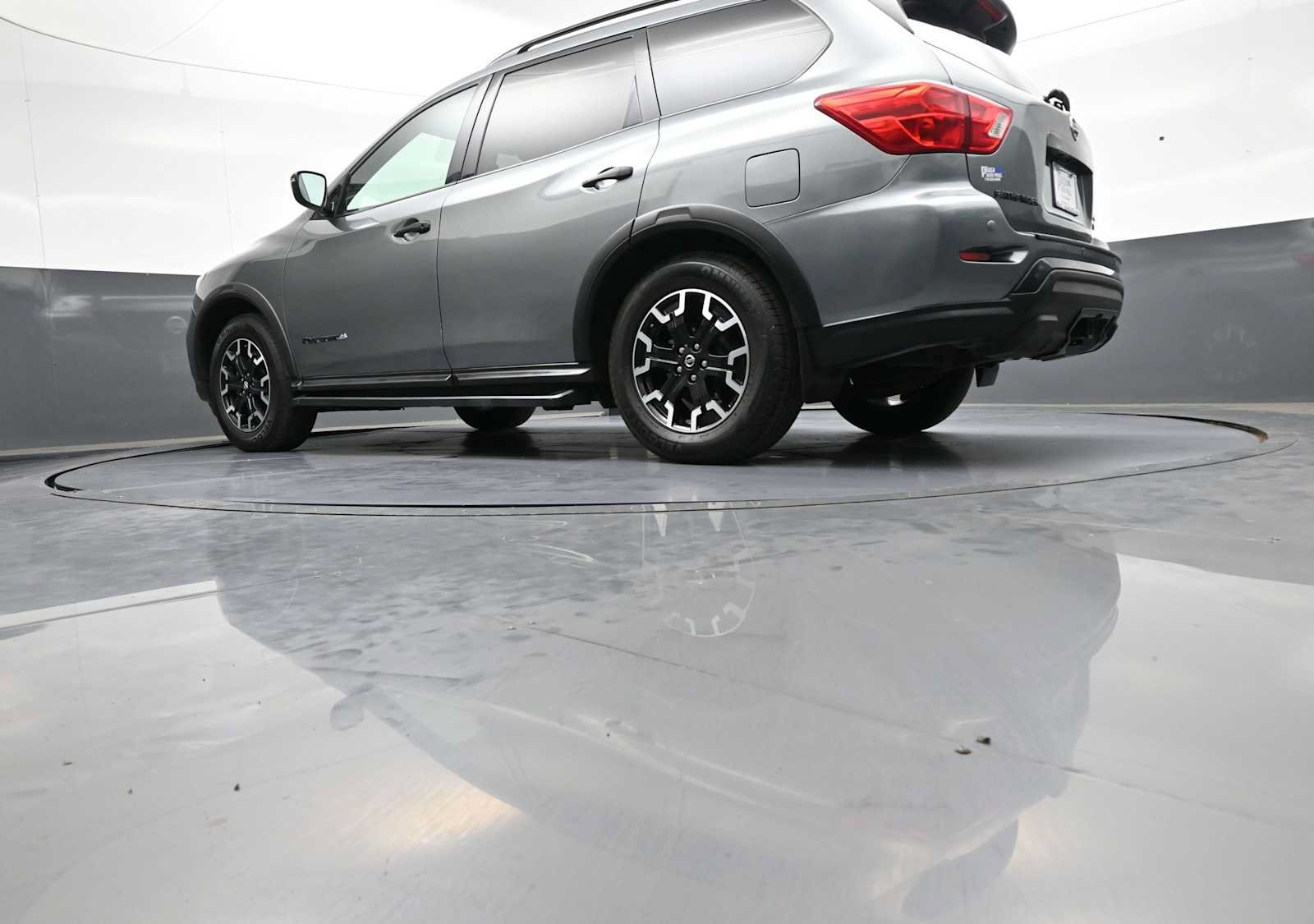 Used 2020 Nissan Pathfinder SV w/ Rock Creek Edition AWD/4WD image 32
