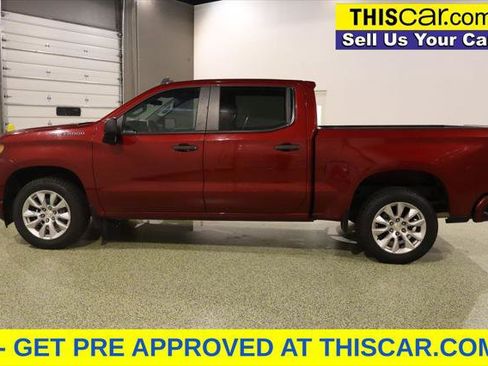 Used 2020 Chevrolet Silverado 1500 Custom w/ Custom Value Package image 4