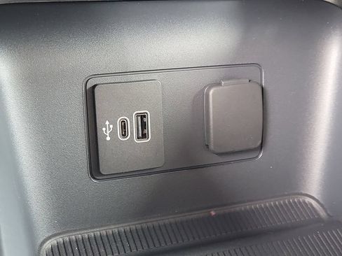 New 2026 Ford Explorer ST-Line w/ ST-Line Street Pack RWD image 29