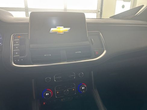 Used 2022 Chevrolet Tahoe Premier w/ Premium Package image 7