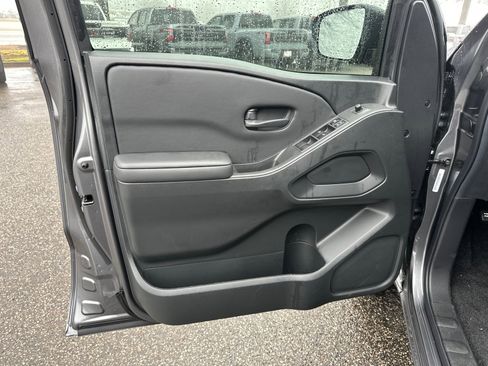 New 2026 Nissan Frontier SV w/ SV Convenience Package image 10