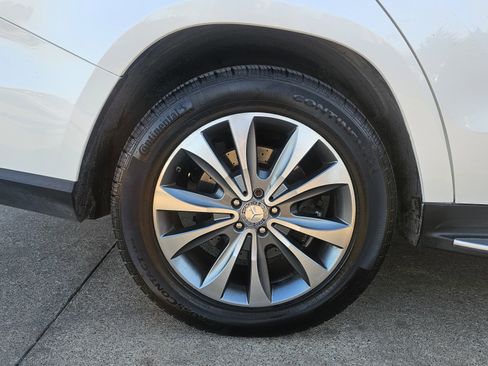 Used 2013 Mercedes-Benz GL 450 4MATIC w/ Premium 2 Pkg image 16