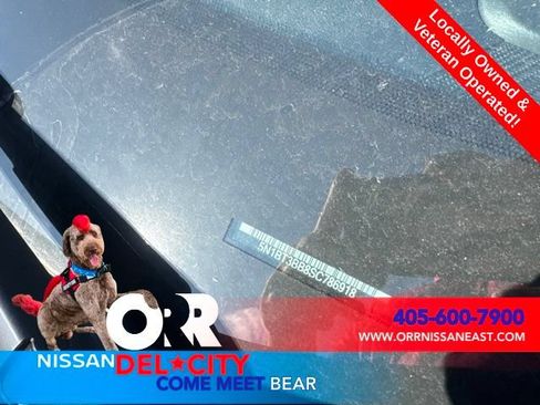 Used 2025 Nissan Rogue SV AWD/4WD image 3