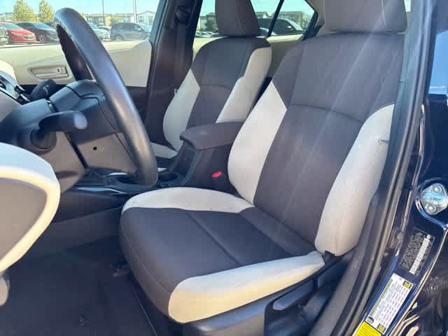 Used 2025 Toyota Corolla LE FWD image 22