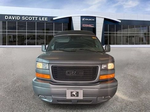 Used 2025 GMC Savana 2500 Extended w/ Driver Convenience Package RWD image 2
