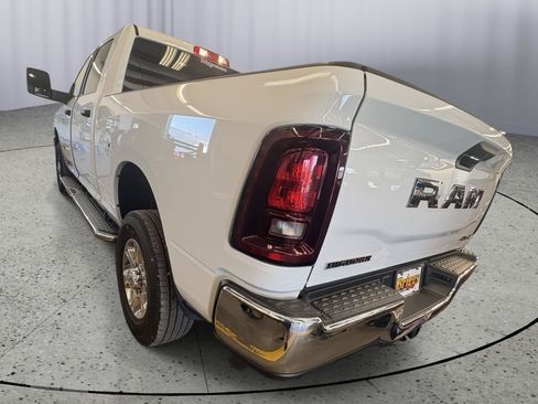 Used 2026 RAM 2500 Big Horn AWD/4WD image 3