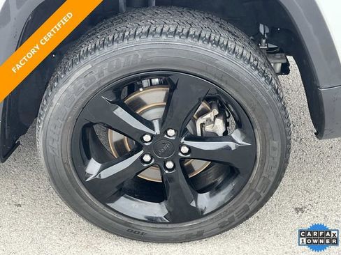 Certified 2023 Jeep Grand Cherokee L Altitude image 12