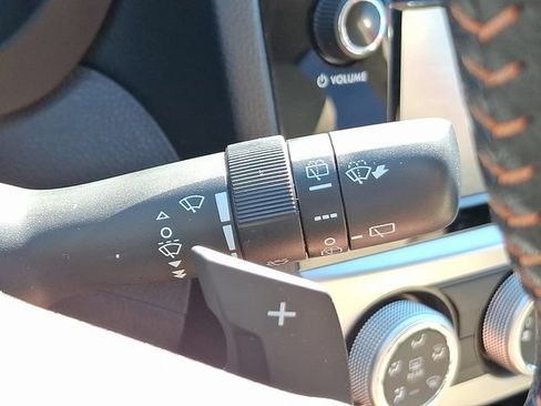 Used 2017 Subaru Crosstrek 2.0i Premium AWD/4WD image 24