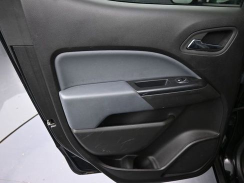 Used 2015 Chevrolet Colorado Z71 image 29