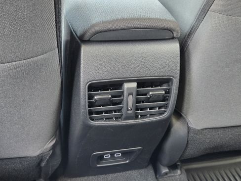 Used 2023 Toyota Corolla Cross LE w/ Moonroof Package FWD image 36