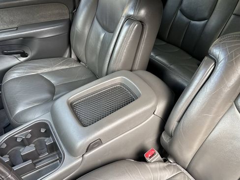 Used 2003 Chevrolet Silverado 1500 SS AWD/4WD image 33