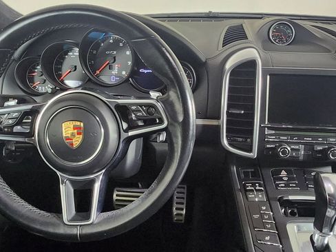 Used 2016 Porsche Cayenne GTS image 21
