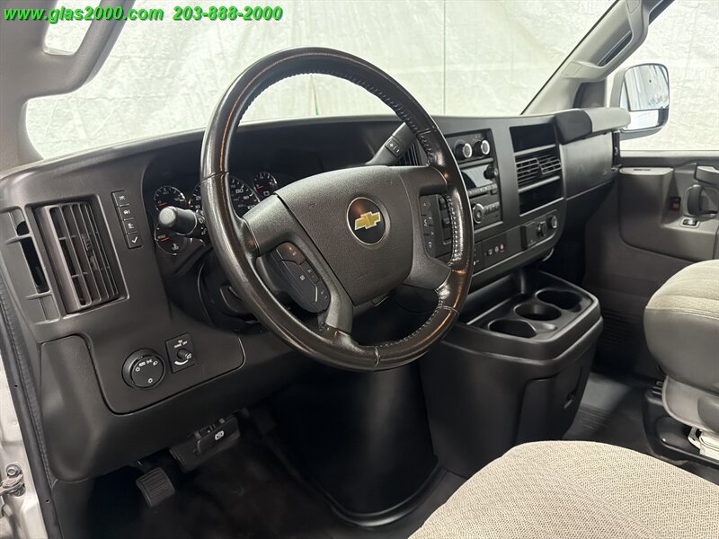 Used 2020 Chevrolet Express 2500 LS w/ Driver Convenience Package RWD image 3