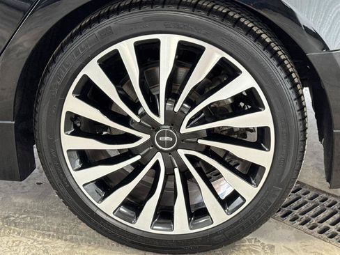 Used 2018 Lincoln MKZ Black Label w/ Technology Package AWD/4WD image 26