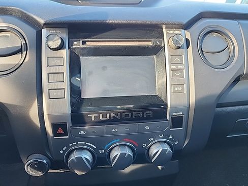 Used 2014 Toyota Tundra SR image 11