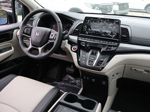 New 2026 Honda Odyssey Elite image 12