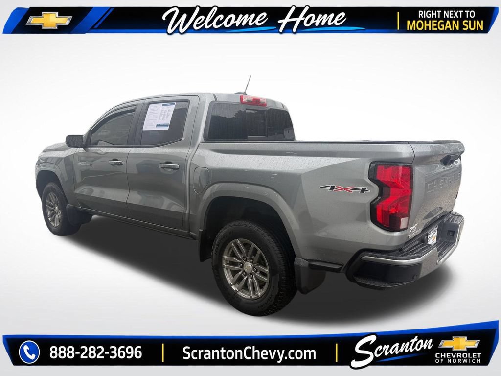 Used 2023 Chevrolet Colorado LT w/ LT Convenience Package II AWD/4WD image 3