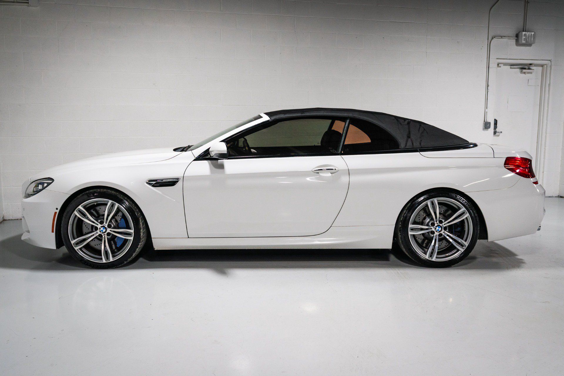 Used 2013 BMW M6 Convertible RWD image 33