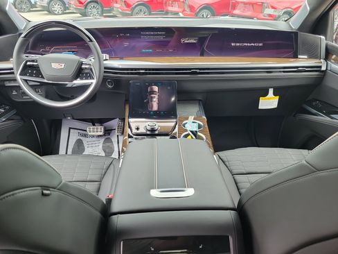 New 2026 Cadillac Escalade ESV Platinum Sport w/ LPO, ONYX Package image 12