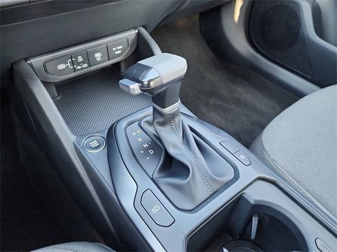 New 2025 Kia K4 LXS image 22