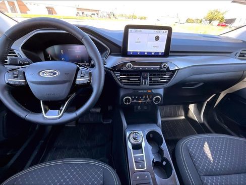 Used 2024 Ford Escape Active w/ Cold Weather Package FWD image 13